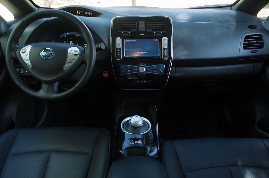  Nissan Leaf 2013 года  (фото 6 из 63)